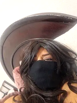 Snapshot of Rozittaa chatting on December 2024 10:57:02 PM Rozittaa online show from December 2024 10:57:02 PM