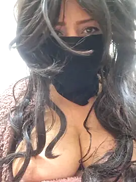 Snapshot of Rozittaa chatting on February 2025 10:50:02 PM Rozittaa online show from February 2025 10:50:02 PM