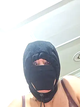 Snapshot of Rozittaa chatting on March 2026 05:02:01 PM Rozittaa online show from March 2026 05:02:01 PM