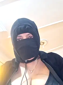 Snapshot of Rozittaa chatting on April 2026 02:44:01 PM Rozittaa online show from April 2026 02:44:01 PM