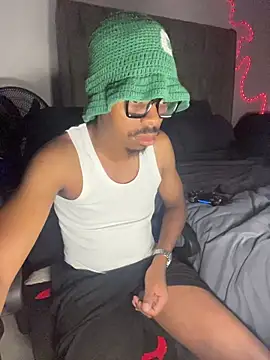 Snapshot of JaroDawg47 chatting on March 2026 06:55:02 PM JaroDawg47 online show from March 2026 06:55:02 PM