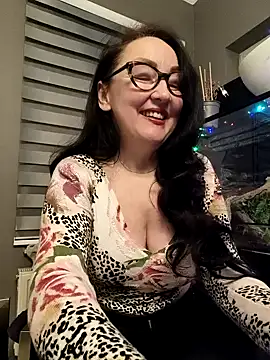 Snapshot of CamilleDesire chatting on January 2026 05:07:01 PM CamilleDesire online show from January 2026 05:07:01 PM