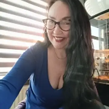 Snapshot of CamilleDesire chatting on March 2026 05:30:01 PM CamilleDesire online show from March 2026 05:30:01 PM