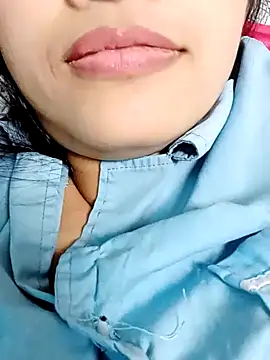 Snapshot of Hana_love20 chatting on January 2025 02:06:02 AM Hana love20 online show from January 2025 02:06:02 AM