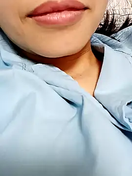 Snapshot of Hana_love20 chatting on January 2025 09:08:02 AM Hana love20 online show from January 2025 09:08:02 AM