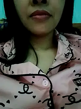 Snapshot of Hana_love20 chatting on January 2025 06:25:01 AM Hana love20 online show from January 2025 06:25:01 AM