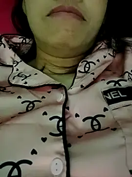 Snapshot of Hana_love20 chatting on January 2025 03:16:01 PM Hana love20 online show from January 2025 03:16:01 PM