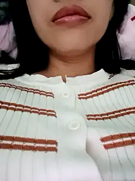 Snapshot of Hana_love20 chatting on January 2025 03:34:02 PM Hana love20 online show from January 2025 03:34:02 PM