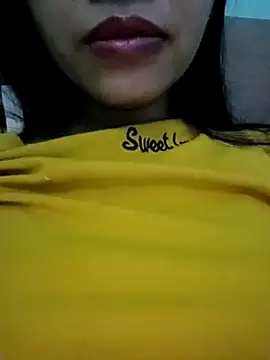 Snapshot of Hana_love20 chatting on February 2025 05:33:01 PM Hana love20 online show from February 2025 05:33:01 PM