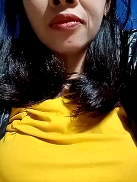 Snapshot of Hana_love20 chatting on February 2025 08:39:02 AM Hana love20 online show from February 2025 08:39:02 AM