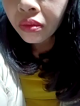 Snapshot of Hana_love20 chatting on February 2025 09:44:02 AM Hana love20 online show from February 2025 09:44:02 AM