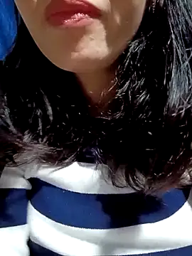 Snapshot of Hana_love20 chatting on February 2025 09:15:02 AM Hana love20 online show from February 2025 09:15:02 AM