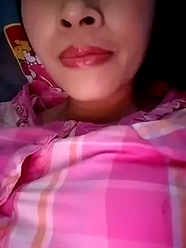 Snapshot of Hana_love20 chatting on March 2025 01:31:02 PM Hana love20 online show from March 2025 01:31:02 PM