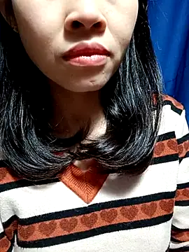 Snapshot of Hana_love20 chatting on March 2025 07:23:02 AM Hana love20 online show from March 2025 07:23:02 AM