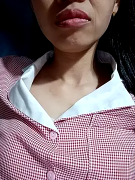 Snapshot of Hana_love20 chatting on September 2025 05:18:02 AM Hana love20 online show from September 2025 05:18:02 AM