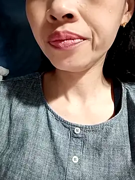 Snapshot of Hana_love20 chatting on September 2025 05:41:01 AM Hana love20 online show from September 2025 05:41:01 AM