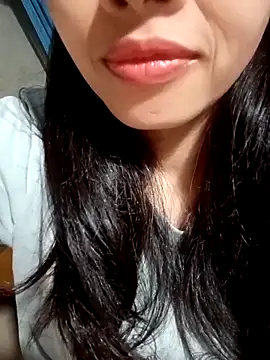 Snapshot of Hana_love20 chatting on September 2025 12:37:02 AM Hana love20 online show from September 2025 12:37:02 AM