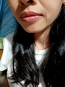 Snapshot of Hana_love20 chatting on October 2025 01:07:01 PM Hana love20 online show from October 2025 01:07:01 PM