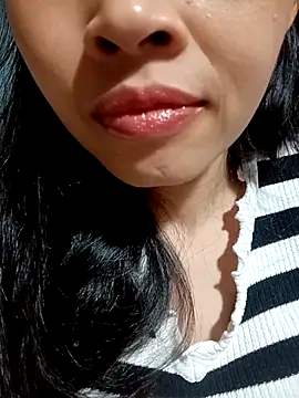 Snapshot of Hana_love20 chatting on October 2025 03:01:01 PM Hana love20 online show from October 2025 03:01:01 PM