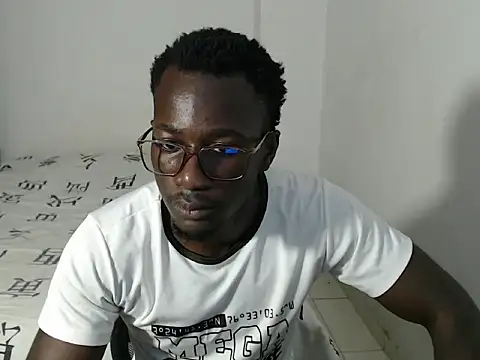  Lowmaypalacios online show from March 2026 03:40:01 PM