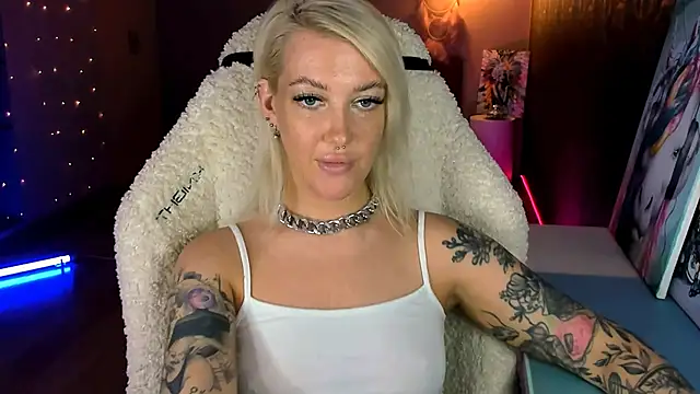 Snapshot of tykioty_Miley chatting on July 2026 11:47:01 AM tykioty Miley online show from July 2026 11:47:01 AM