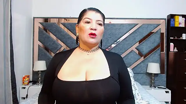 Snapshot of KarlaTesg chatting on September 2025 09:22:02 AM KarlaTesg online show from September 2025 09:22:02 AM