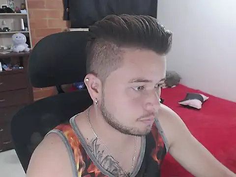 Snapshot of JOHANLEON1 chatting on February 2026 04:35:02 PM JOHANLEON1 online show from February 2026 04:35:02 PM