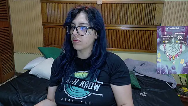 Snapshot of Eli666uwu chatting on April 2026 10:18:01 AM Eli666uwu online show from April 2026 10:18:01 AM