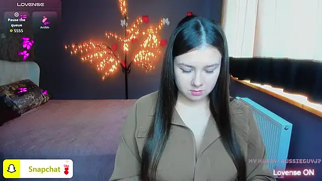 Snapshot of AnettaMilder chatting on March 2026 06:40:01 AM AnettaMilder online show from March 2026 06:40:01 AM