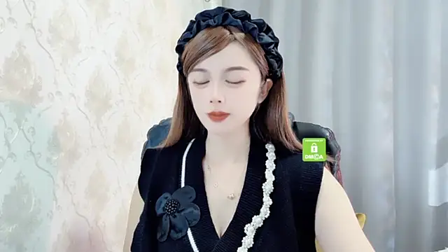 Snapshot of VIWVI chatting on December 2024 05:22:02 AM VIWVI online show from December 2024 05:22:02 AM