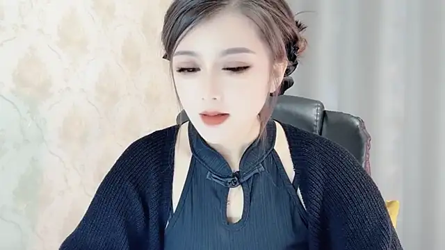 Snapshot of VIWVI chatting on March 2025 08:23:02 AM VIWVI online show from March 2025 08:23:02 AM