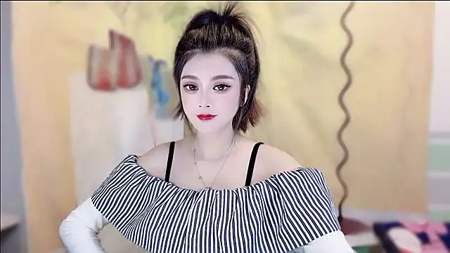 VIWVI online show from December 2025 05:02:01 AM