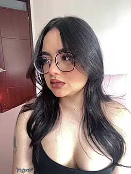 Snapshot of montmariana chatting on March 2026 03:50:01 PM montmariana online show from March 2026 03:50:01 PM
