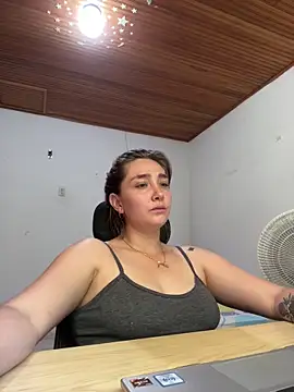Snapshot of katy_pp chatting on January 2026 04:31:01 PM katy pp online show from January 2026 04:31:01 PM