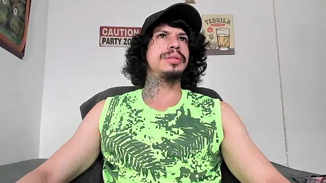 TristanWoods online show from November 2025 01:22:04 PM