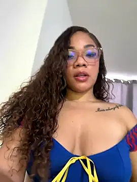 ashley Tompson1 online show from October 2025 12:37:01 PM