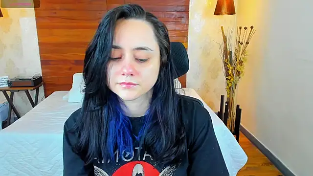 KatherineBond online show from January 2025 11:23:01 PM