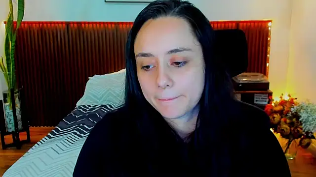 KatherineBond online show from December 2025 10:07:01 PM