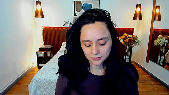 Snapshot of KatherineBond chatting on March 2026 06:45:02 PM KatherineBond online show from March 2026 06:45:02 PM