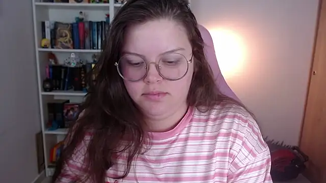 Snapshot of Gabiwaifu chatting on May 2026 06:31:02 AM Gabiwaifu online show from May 2026 06:31:02 AM