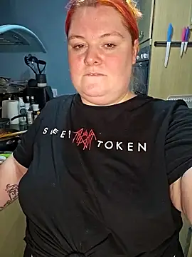 Snapshot of bbw_olive_peach chatting on February 2025 08:44:02 PM bbw olive peach online show from February 2025 08:44:02 PM