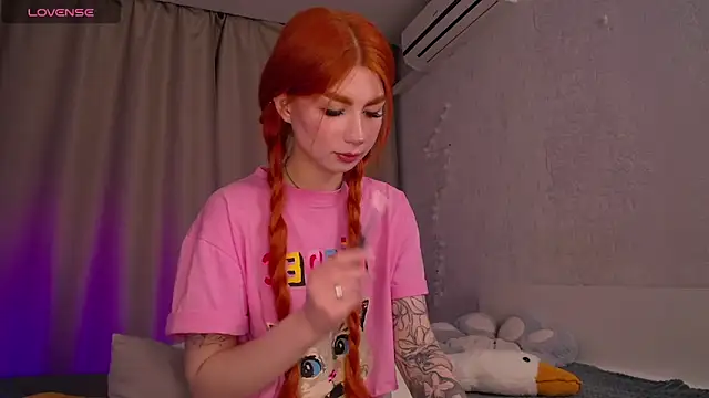 Snapshot of Evaa_Moonn_ chatting on March 2025 12:41:01 AM Evaa Moonn  online show from March 2025 12:41:01 AM