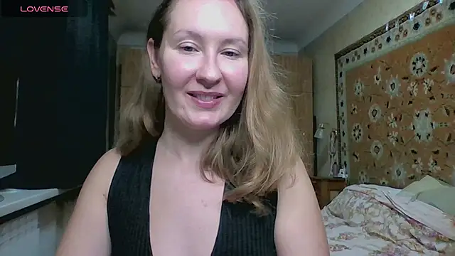 AnnaXLovers online show from November 2025 11:31:02 AM