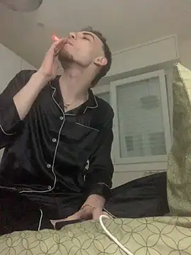 LaMaterialista online show from March 2026 10:37:01 PM