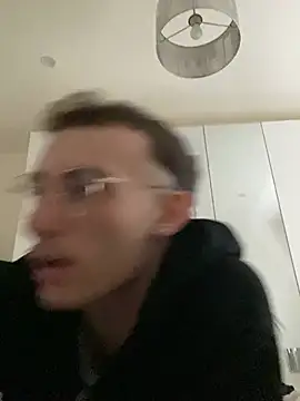 LaMaterialista online show from April 2026 12:05:02 PM