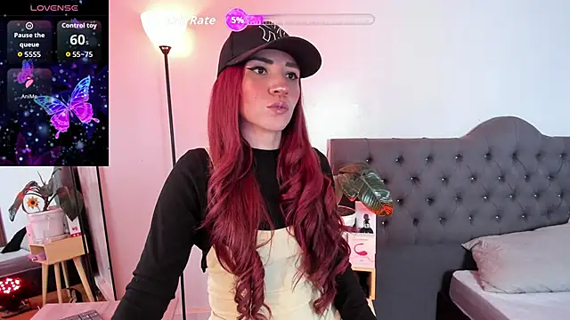 LILA ELLIOT online show from September 2025 07:51:02 PM