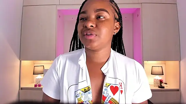 tamaraa smiith online show from January 2025 02:47:01 PM