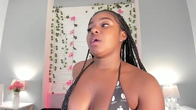 tamaraa smiith online show from February 2025 03:42:02 PM