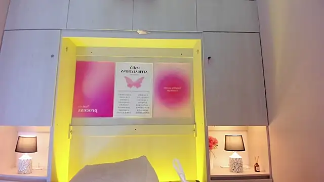 tamaraa smiith online show from April 2026 07:39:02 PM