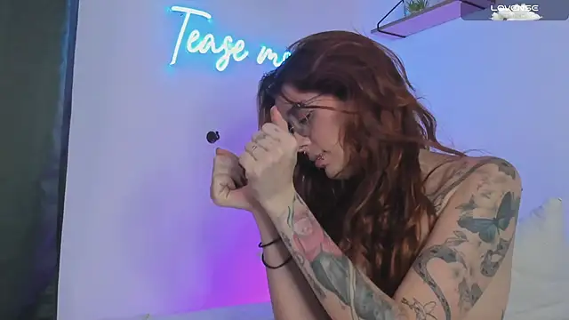 Snapshot of Manuela_monroe chatting on February 2025 06:32:02 AM Manuela monroe online show from February 2025 06:32:02 AM